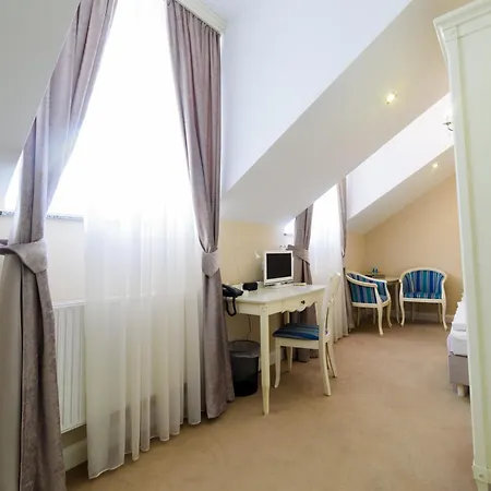 Ambasadorski 3* Rzeszów