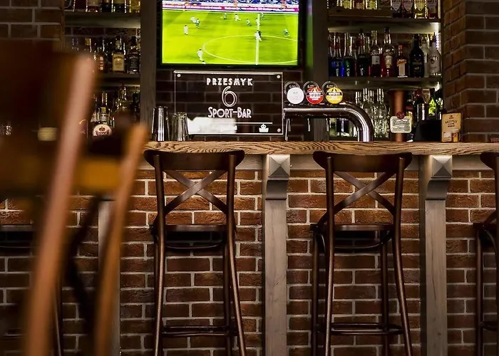 Ξενοδοχείο Ambasadorski 3*